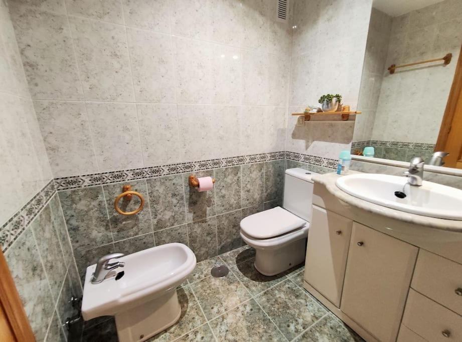 1ª Linea Del Mar 2 Habitaciones 2 Banos, Parking Subterraneo Incluido, Mascotas 엘 캄펠로 외부 사진