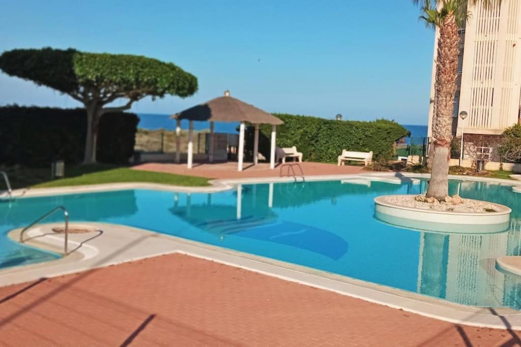 1ª Linea Del Mar 2 Habitaciones 2 Banos, Parking Subterraneo Incluido, Mascotas 엘 캄펠로 외부 사진
